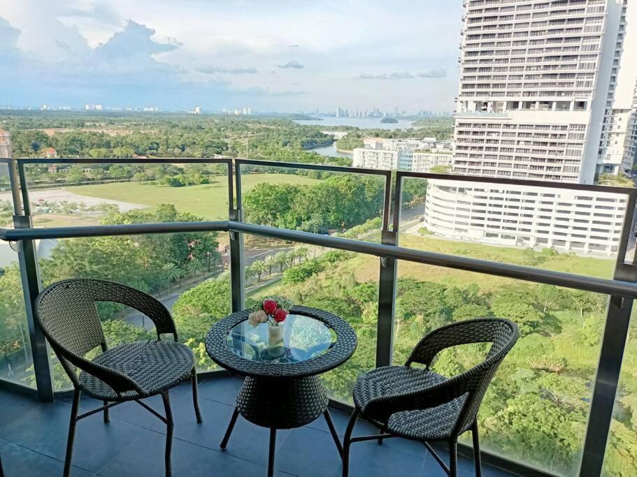 C0704 Almas Suite Seaview & Netflix Stay Nusajaya  Exteriör bild